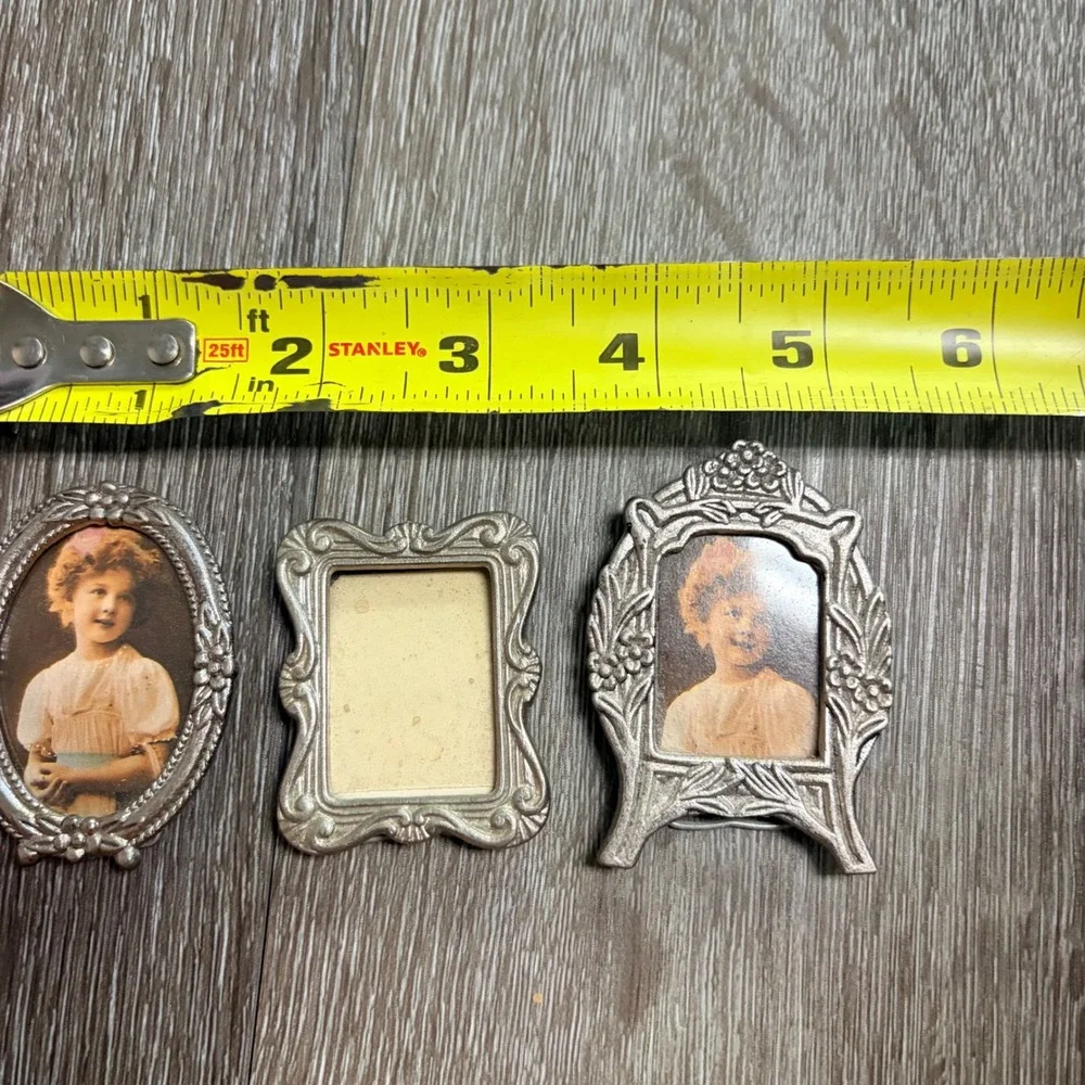 Vintage Miniature Silver Metal Picture Frame Set Victorian Style Dollhouse 3pc